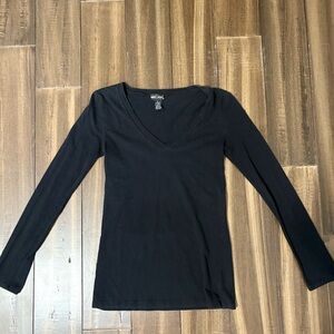 Wet Seal Sz M Classic Basic Black Long Sleeve VNeck Tee Y2K Fall Winter Goth